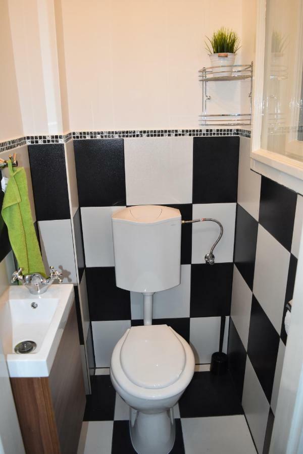 Lara Downtown Apartment Budapeszt Zewnętrze zdjęcie